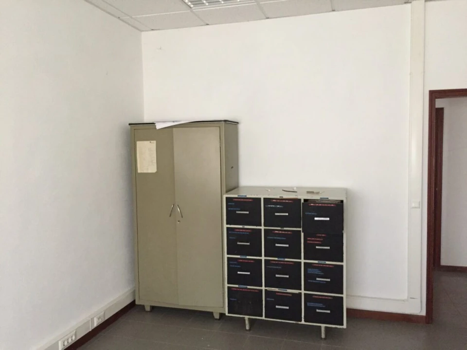 Armazém para Venda em Ançã Foto 13