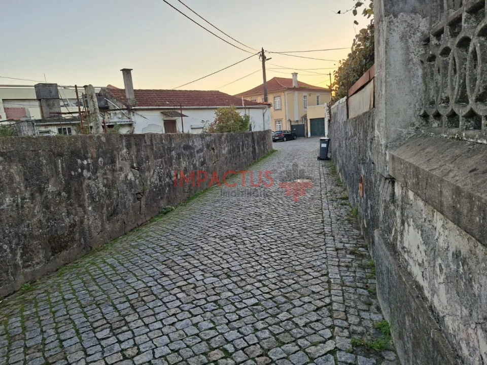 Terreno para Venda em Moreira Foto 5