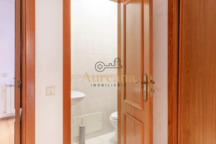 Apartamento T2 para Venda em Fatima Foto 10