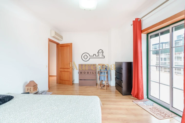 Apartamento T2 para Venda em Fatima Foto 2