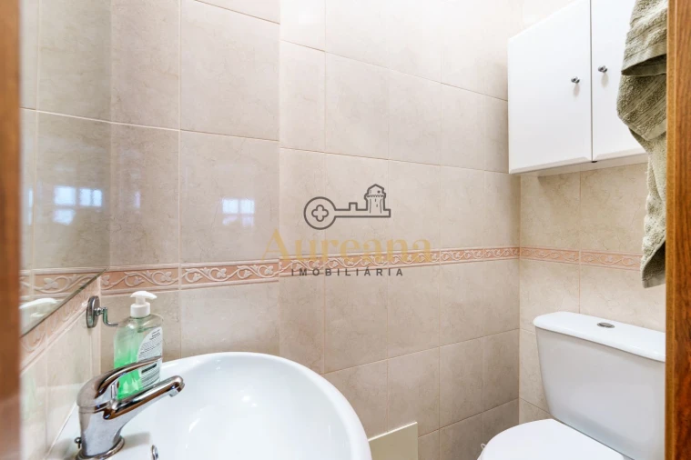 Apartamento T2 para Venda em Fatima Foto 11