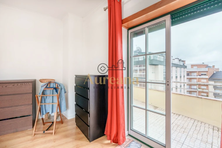 Apartamento T2 para Venda em Fatima Foto 3