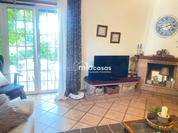 Moradia T4 para Venda em Oiã Foto 14