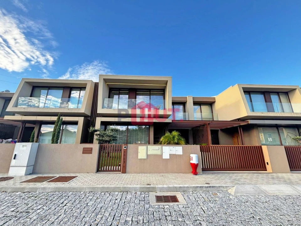 Moradia T3 para Venda em Silvares, Pias, Nogueira e Alvarenga Foto 8