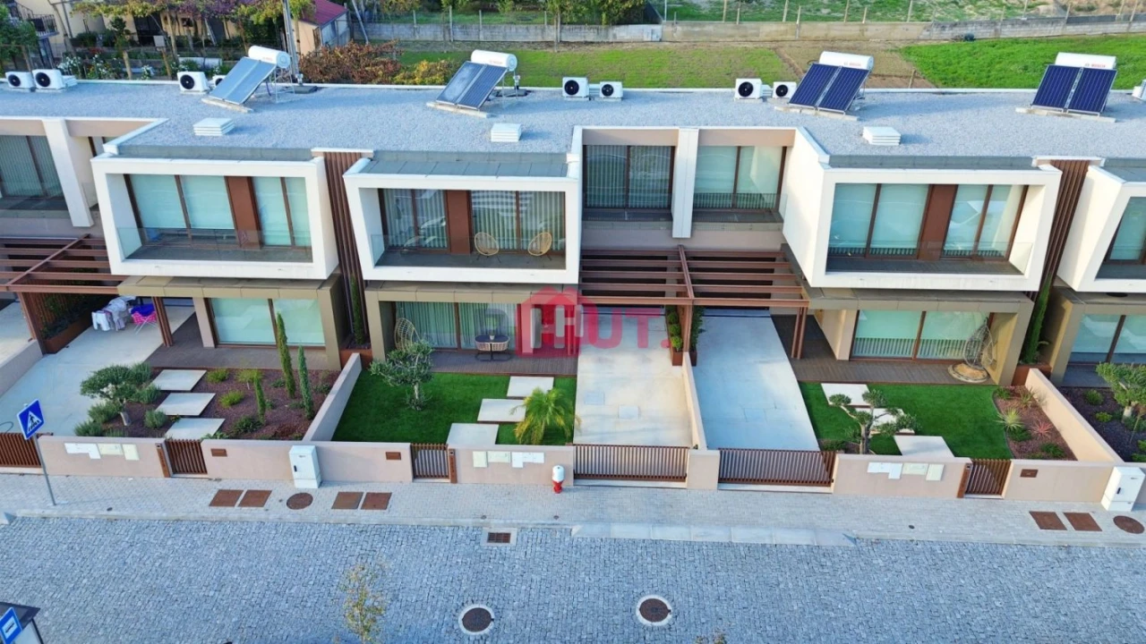 Moradia T3 para Venda em Silvares, Pias, Nogueira e Alvarenga Foto 3