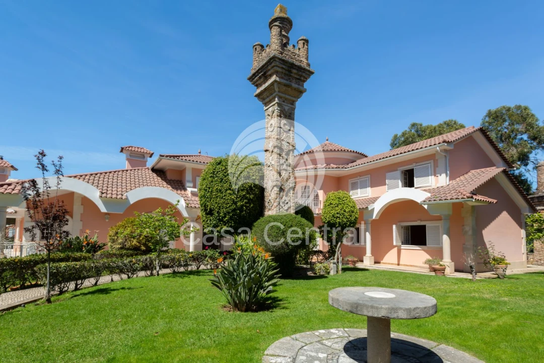 Moradia T7 para Venda em Cascais e Estoril Foto 1