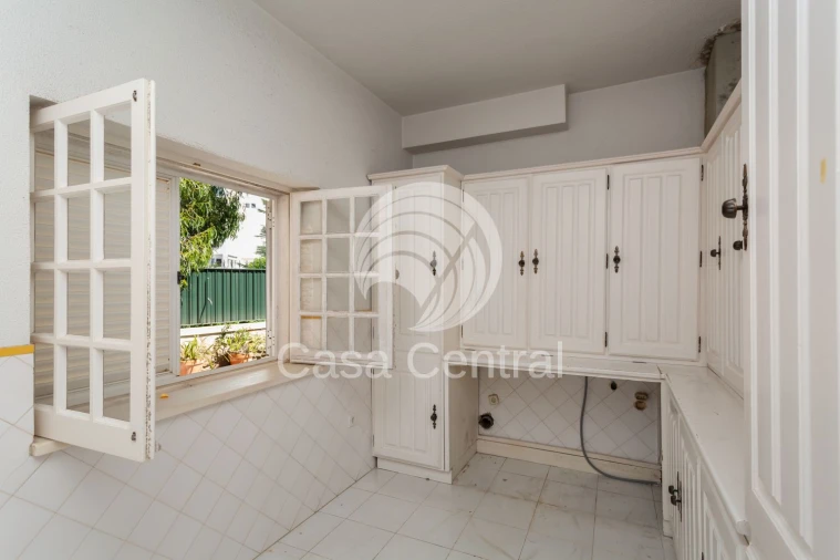 Moradia T7 para Venda em Cascais e Estoril Foto 12