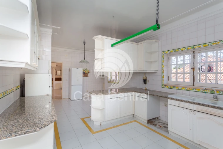 Moradia T7 para Venda em Cascais e Estoril Foto 11