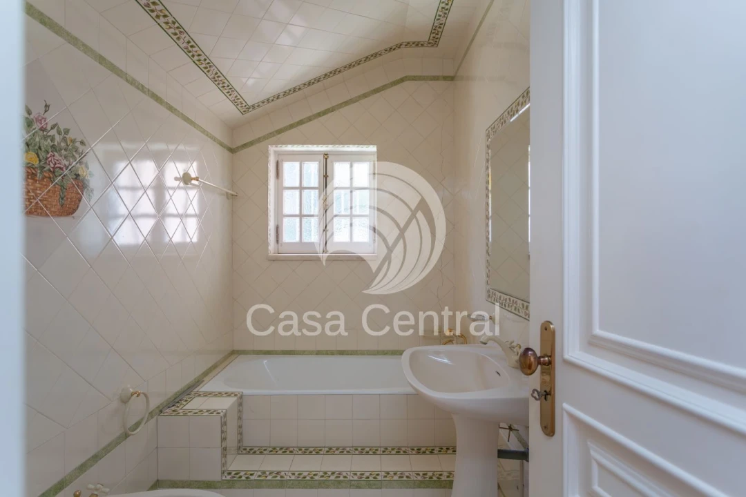 Moradia T7 para Venda em Cascais e Estoril Foto 34