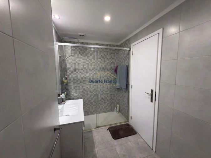 Apartamento T3 para Venda em Custóias, Leça do Balio e Guifões Foto 17