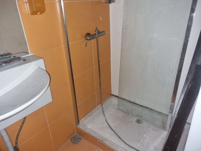 Loja para Arrendamento em Póvoa de Santo Adrião e Olival Basto Foto 8