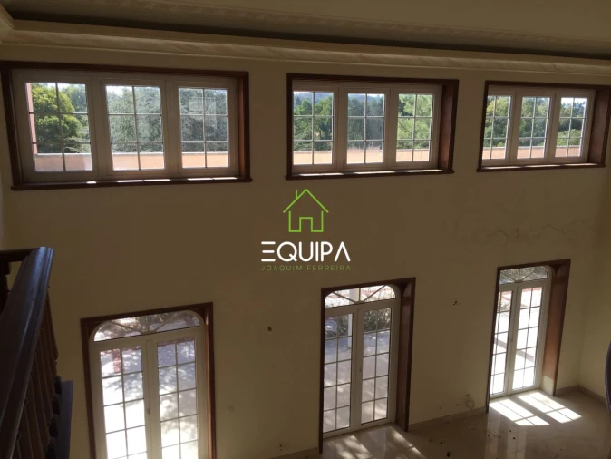 Moradia T7 para Venda em Queluz e Belas Foto 5