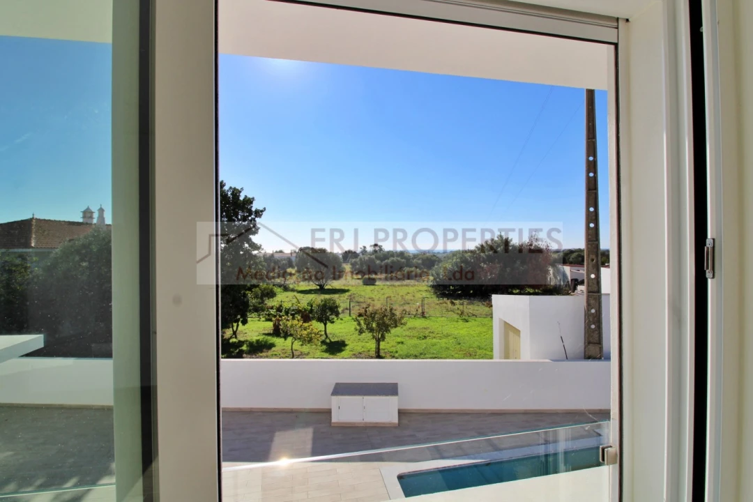 Moradia T5 para Venda em Altura Foto 27