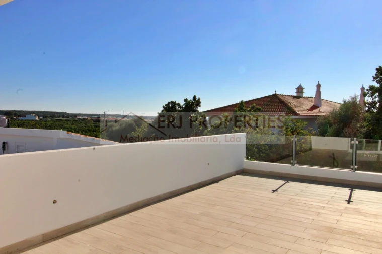 Moradia T5 para Venda em Altura Foto 40