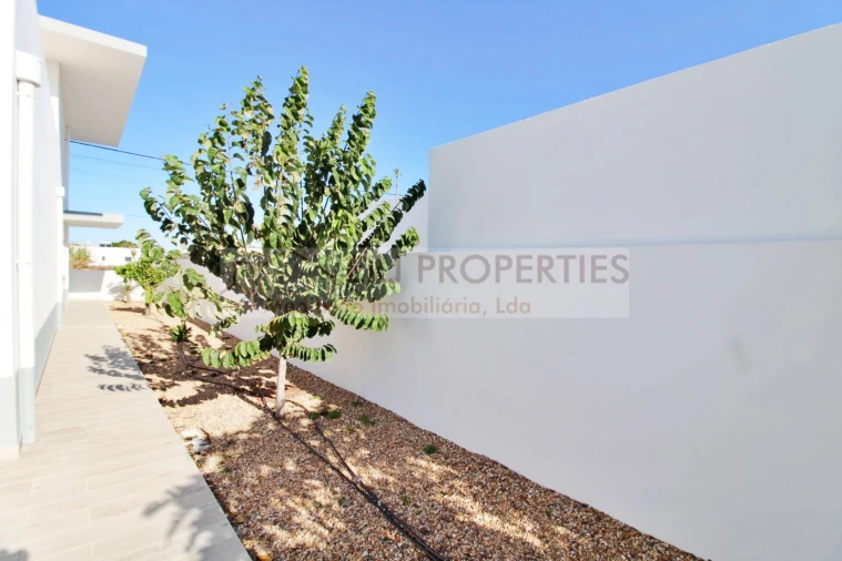 Moradia T5 para Venda em Altura Foto 42