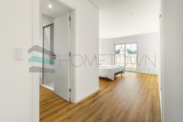 Moradia T3 para Venda em Quarteira Foto 13