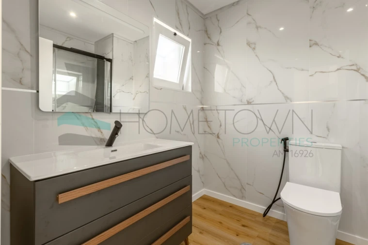 Moradia T3 para Venda em Quarteira Foto 17