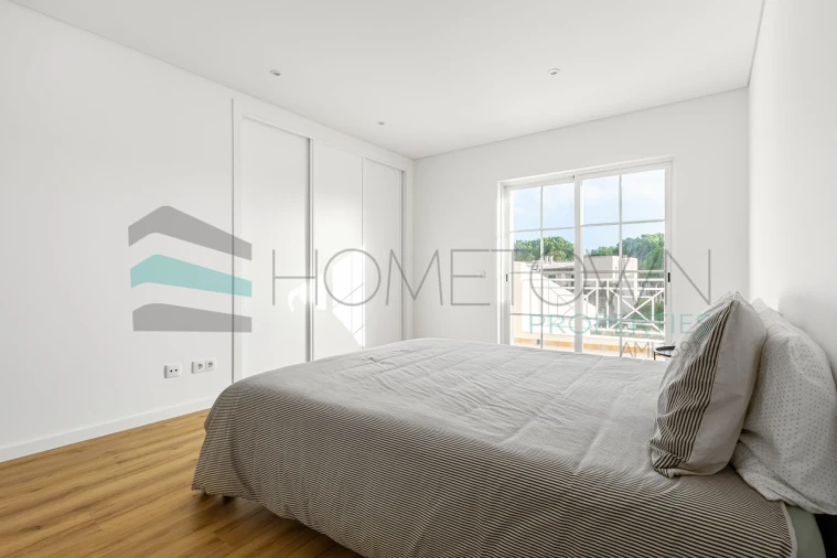 Moradia T3 para Venda em Quarteira Foto 28