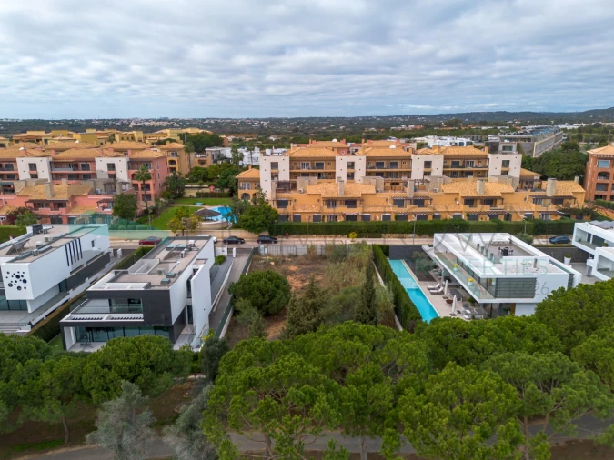 Terreno para Venda em Quarteira Foto 9