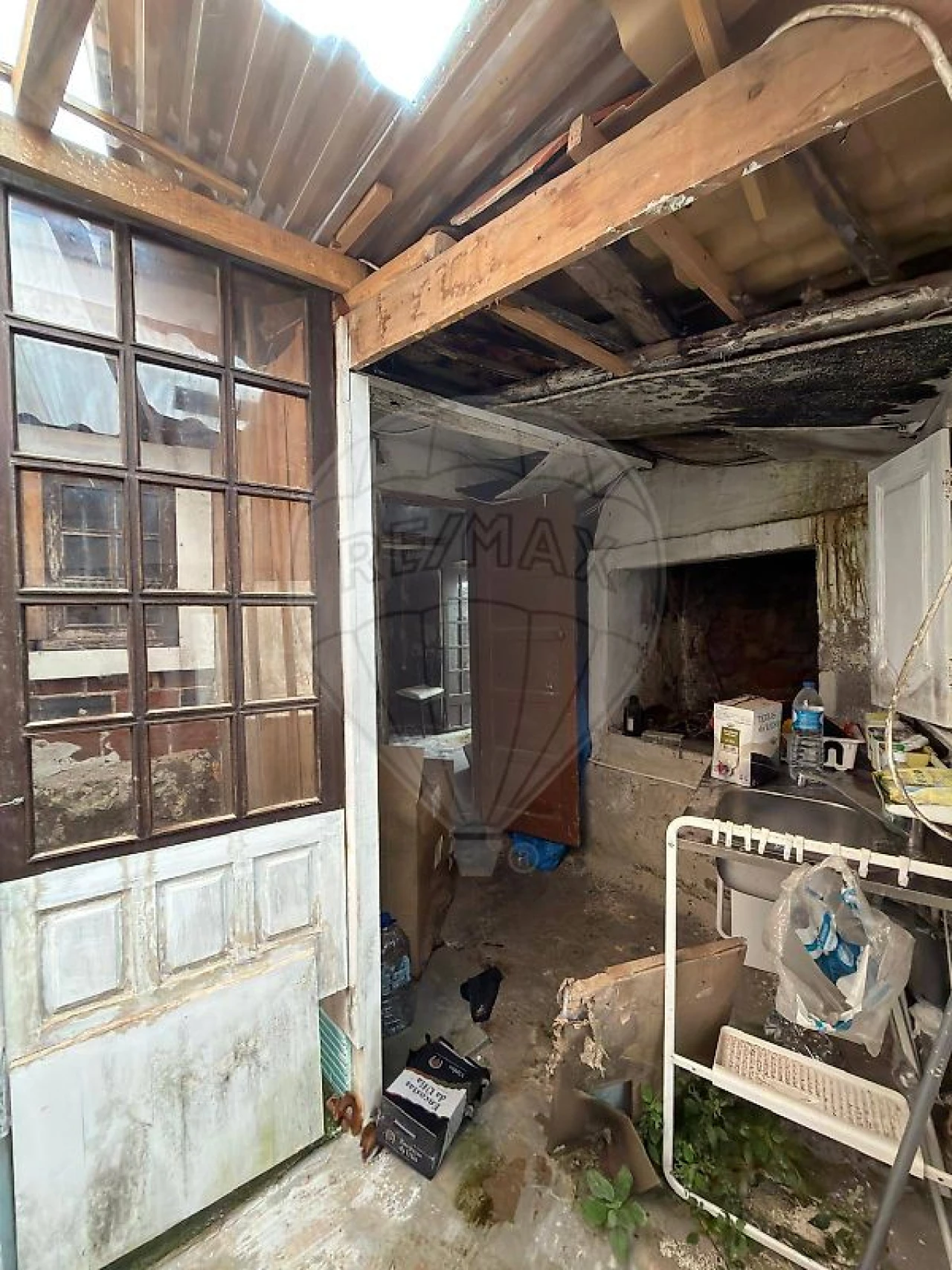 Moradia T2 para Venda em Alguber Foto 21