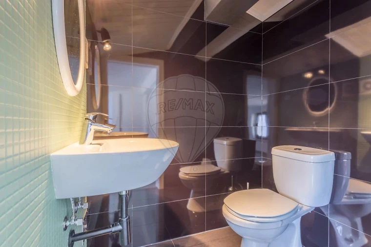 Moradia T4 para Venda em Ferrel Foto 8