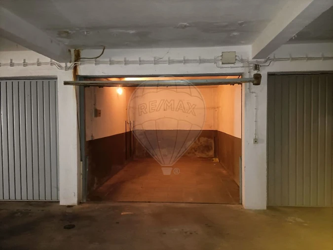 Garagem para Venda em Glória e Vera Cruz