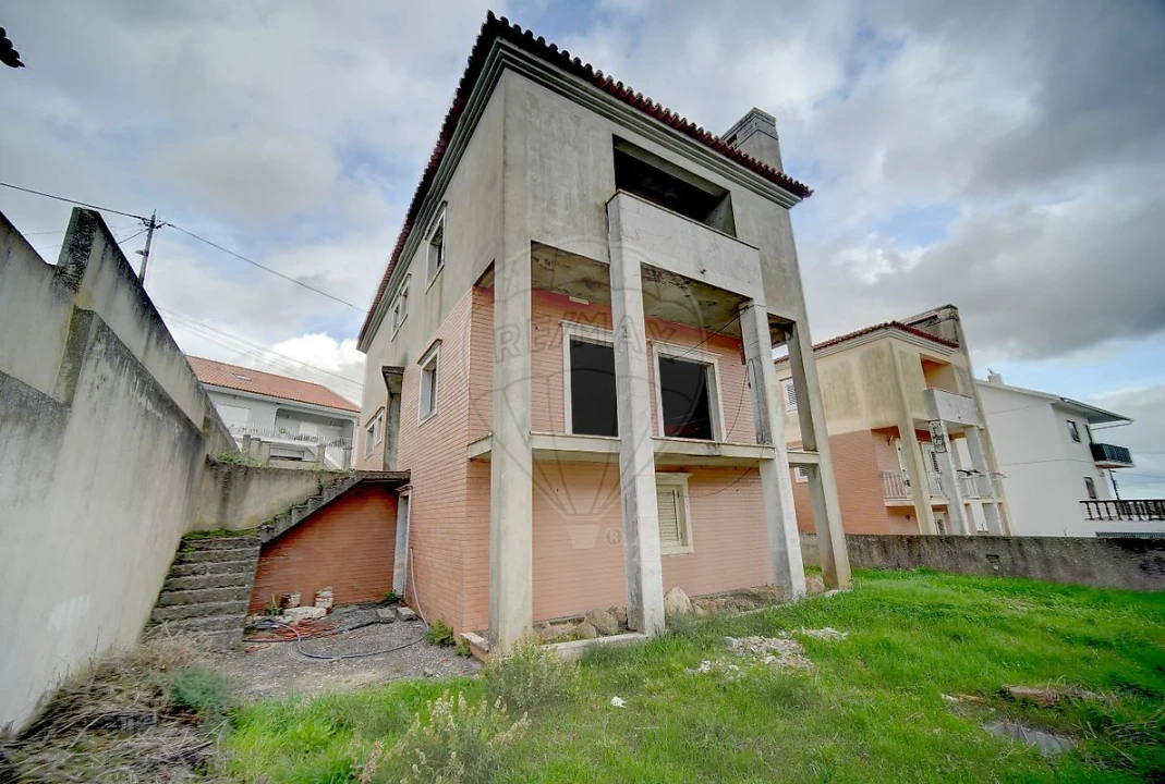 Moradia T4 para Venda em Alhandra, São João dos Montes e Calhandriz Foto 6