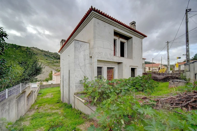 Moradia T4 para Venda em Alhandra, São João dos Montes e Calhandriz Foto 5