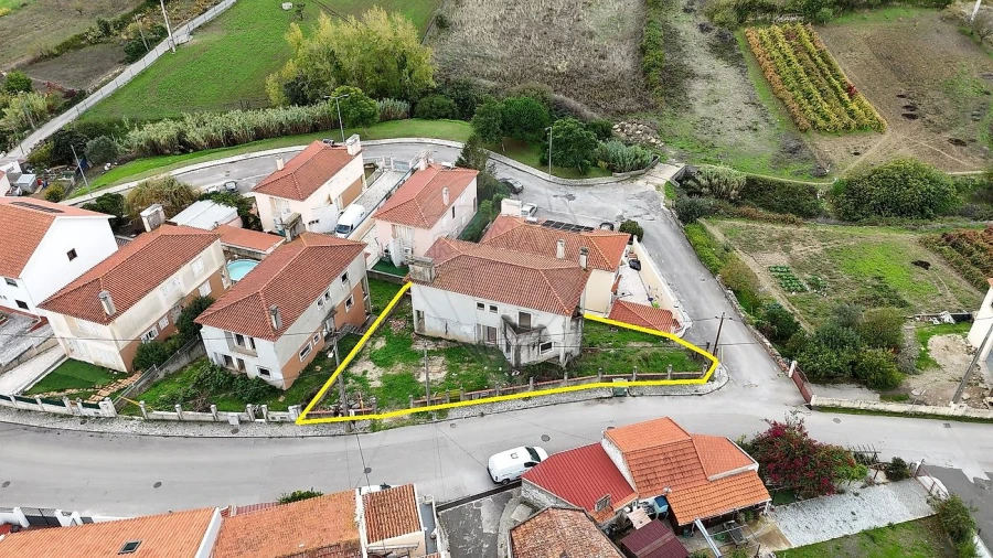 Moradia T4 para Venda em Alhandra, São João dos Montes e Calhandriz Foto 2