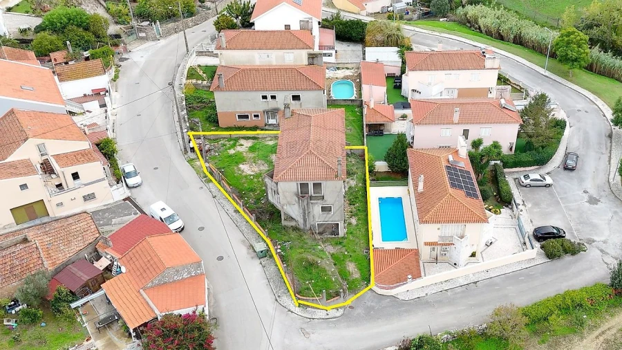 Moradia T4 para Venda em Alhandra, São João dos Montes e Calhandriz Foto 4