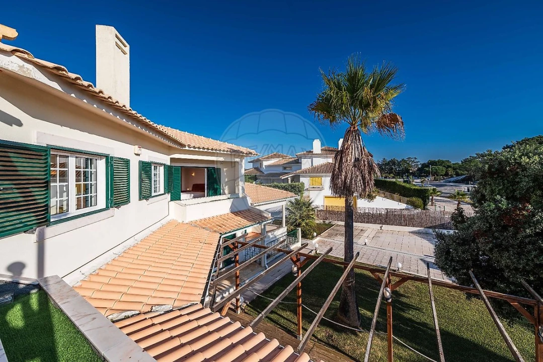 Moradia T6 para Venda em Carvalhal Foto 27