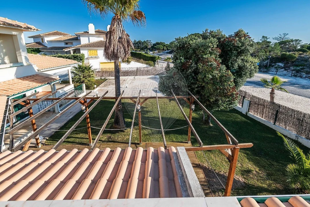 Moradia T6 para Venda em Carvalhal Foto 30