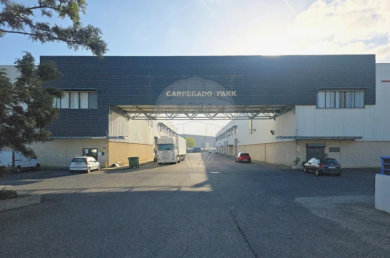 Armazém para Arrendamento em Carregado e Cadafais Foto 3