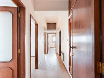 Apartamento T2 para Arrendamento em Cedofeita, Santo Ildefonso, Sé, Miragaia, São Nicolau e Vitória