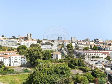 Apartamento T2 para Arrendamento em Cedofeita, Santo Ildefonso, Sé, Miragaia, São Nicolau e Vitória