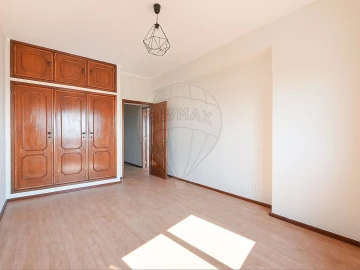 Apartamento T2 para Arrendamento em Cedofeita, Santo Ildefonso, Sé, Miragaia, São Nicolau e Vitória