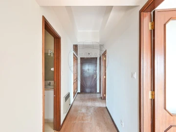 Apartamento T2 para Arrendamento em Cedofeita, Santo Ildefonso, Sé, Miragaia, São Nicolau e Vitória