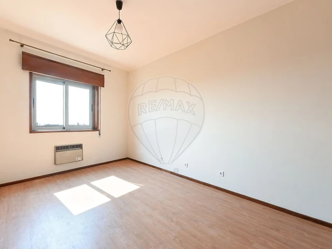 Apartamento T2 para Arrendamento em Cedofeita, Santo Ildefonso, Sé, Miragaia, São Nicolau e Vitória Foto 7