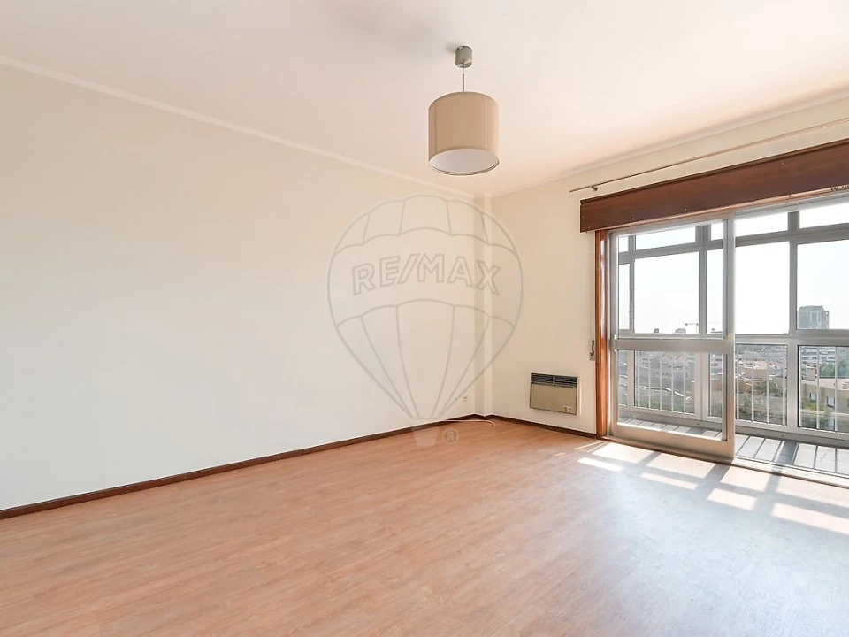 Apartamento T2 para Arrendamento em Cedofeita, Santo Ildefonso, Sé, Miragaia, São Nicolau e Vitória Foto 9