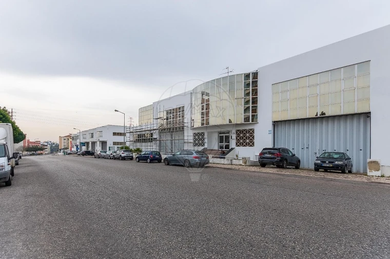 Escritório para Arrendamento em Póvoa de Santa Iria e Forte da Casa Foto 10