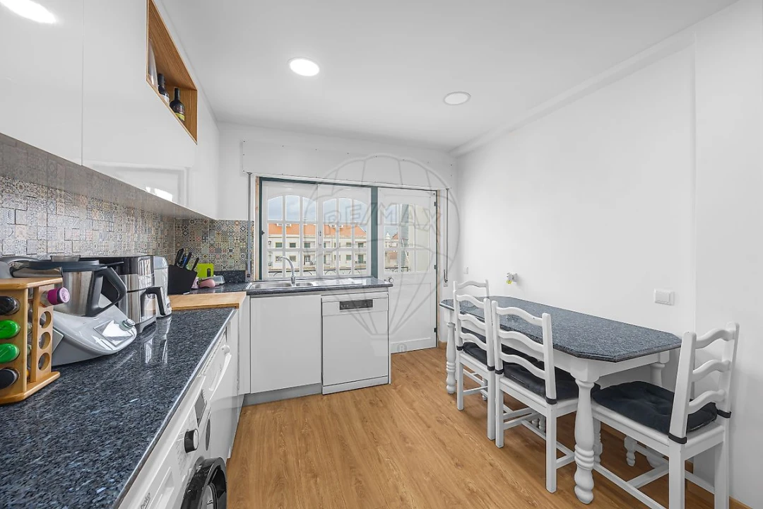 Apartamento T2 para Venda em Salvaterra de Magos e Foros de Salvaterra Foto 3