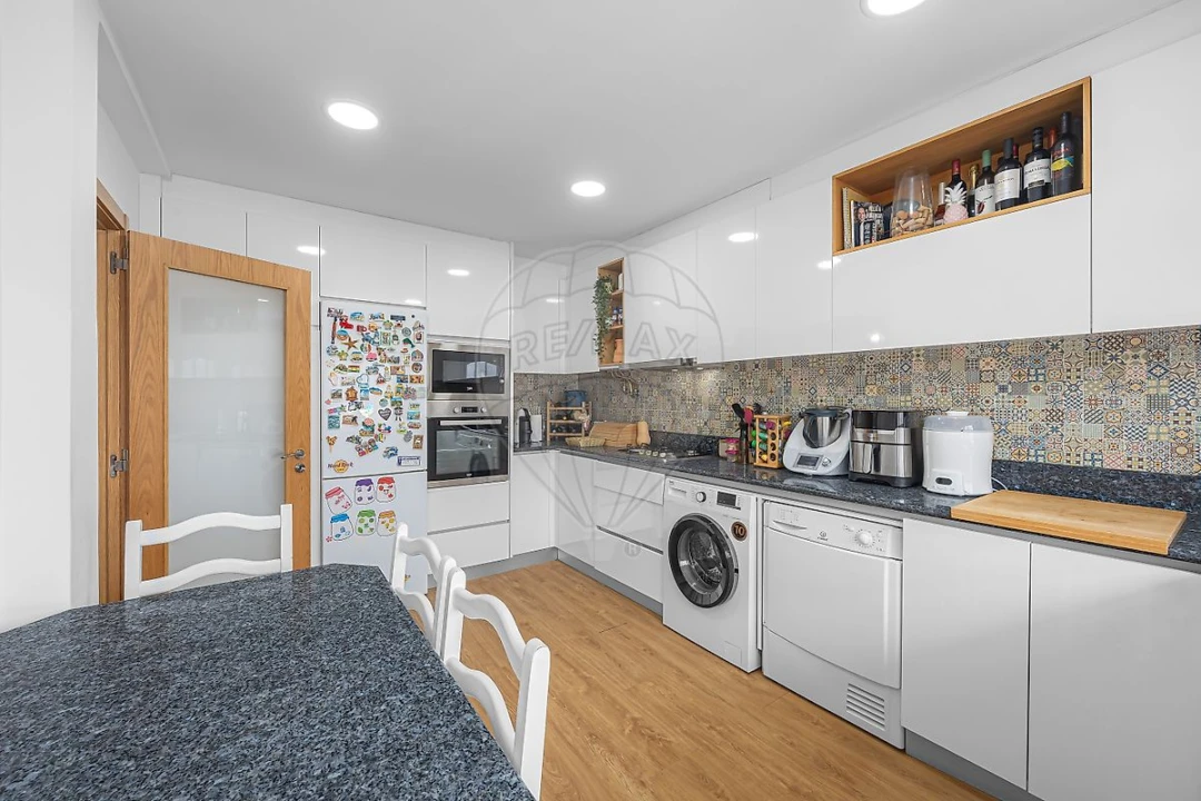 Apartamento T2 para Venda em Salvaterra de Magos e Foros de Salvaterra Foto 2