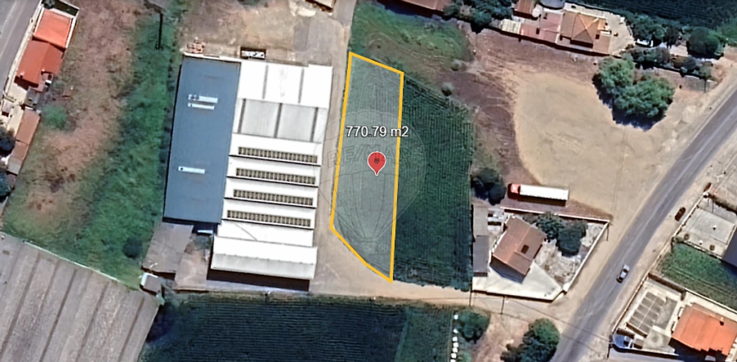 Terreno para Venda em Avanca Foto 2