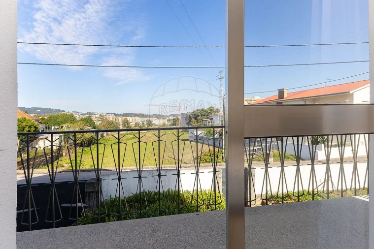 Moradia T4 para Arrendamento em Vila Nova de Famalicão e Calendário Foto 7