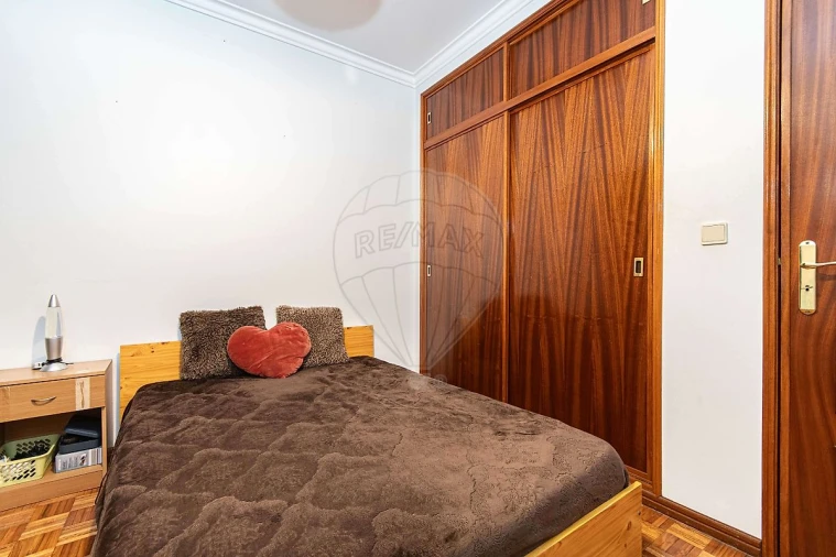 Apartamento T2 para Venda em Vialonga Foto 13