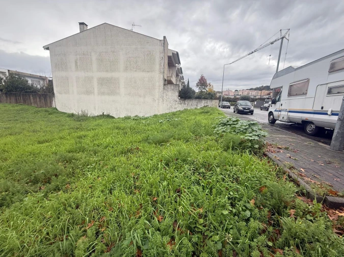 Terreno para Venda em Gualtar Foto 8