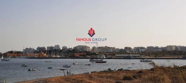Moradia T4 para Venda em Ferragudo