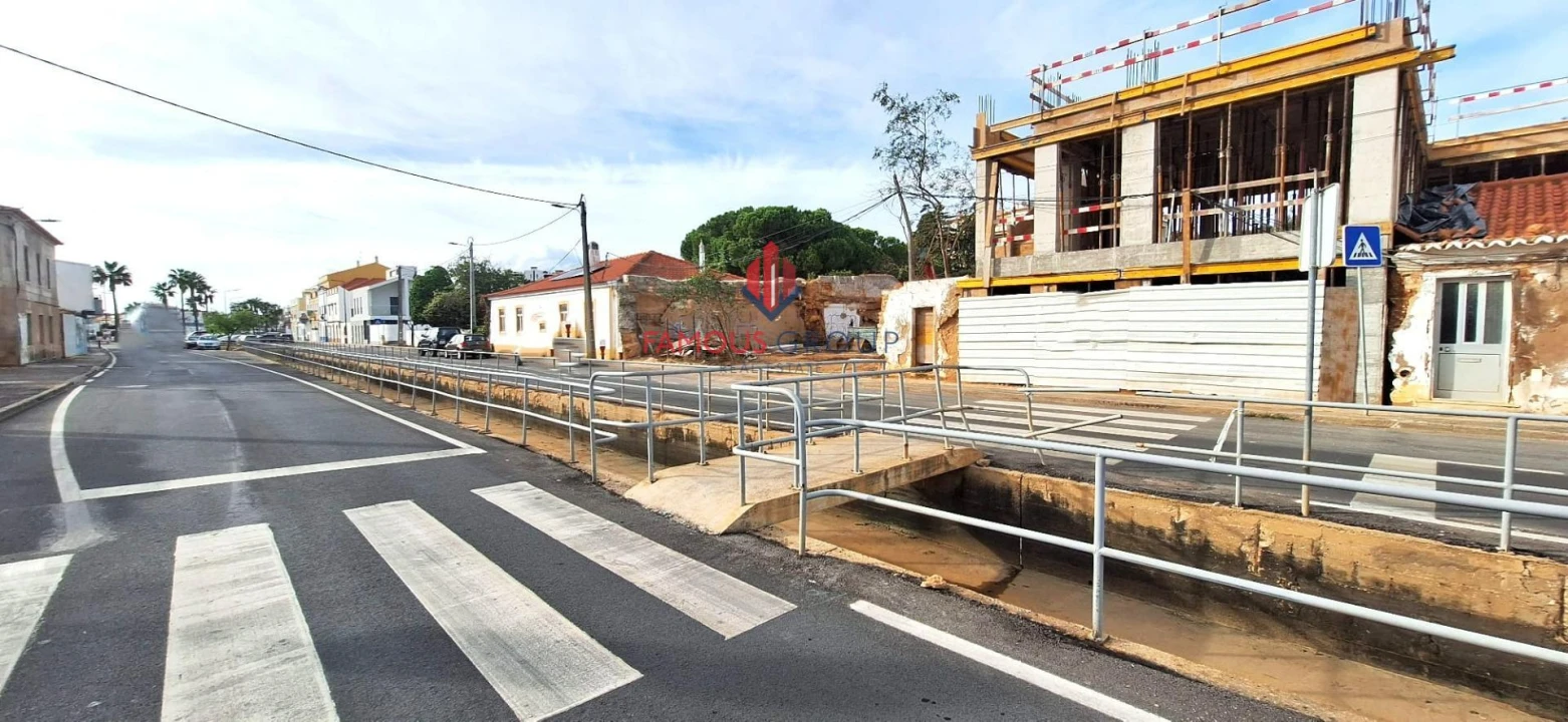 Moradia T4 para Venda em Ferragudo Foto 17