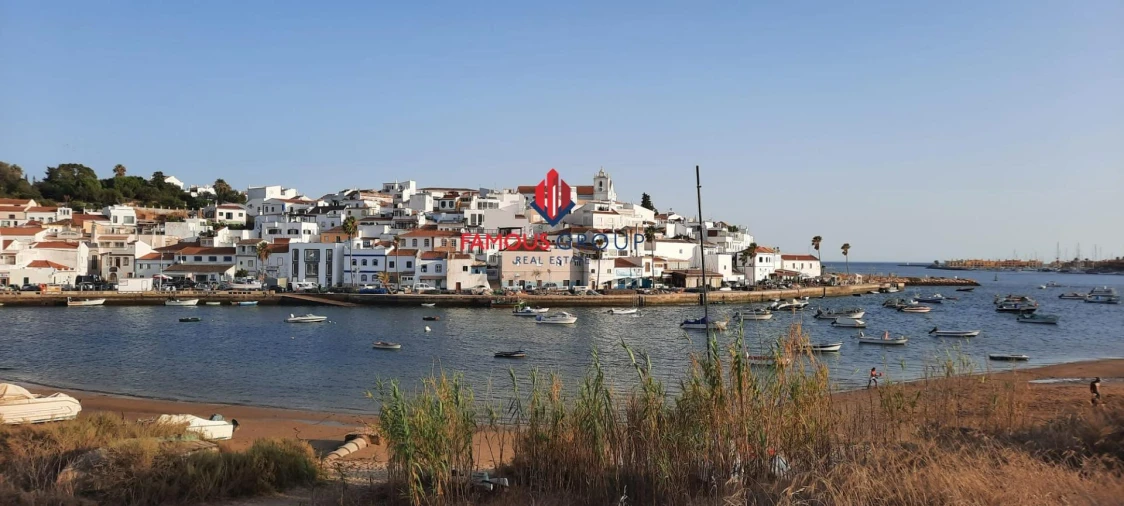 Moradia T4 para Venda em Ferragudo Foto 27