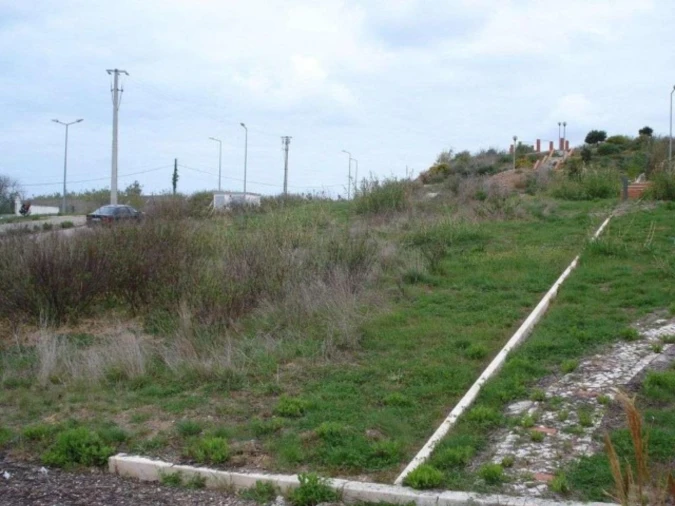 Terreno para Venda em Lourinhã e Atalaia Foto 2